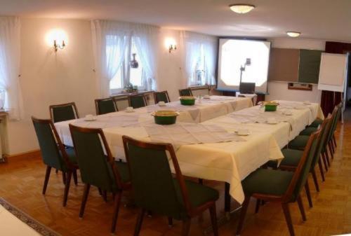 Hotel Thielmann Mittenaar Екстериор снимка